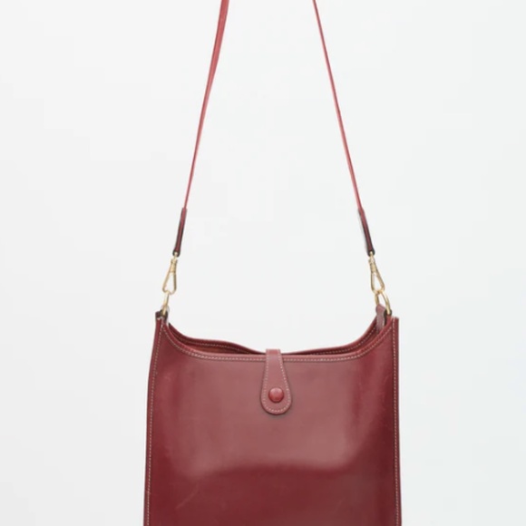 *SOLD* Hermès 1999 Burgundy Epsom Leather Evelyne 29 PM Bag - Picture 3 of 13